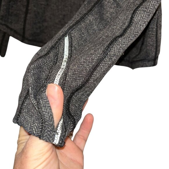 lululemon athletica charcoal gray herringbone half zip layering top L - Picture 3 of 6